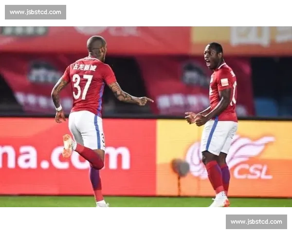 半场战报：国安 1-0 海牛 法比奥破门失机 何宇鹏救险