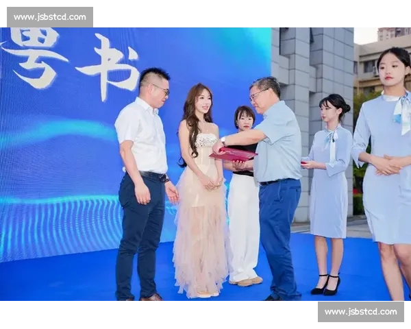 小朝同学的看球之旅：温州之夜的橙衣遗憾