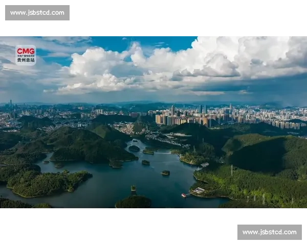 暖阳照看台!泰山 31 海港,三万球迷享足球盛宴 暖阳照看台!泰山 31 海港,三万球迷享足球盛宴