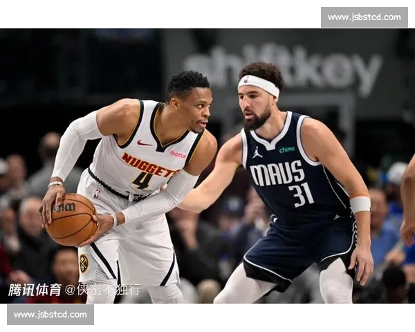 猛龙对决独行侠东西强队碰撞引爆焦点之战季后赛席位争夺悬念全场